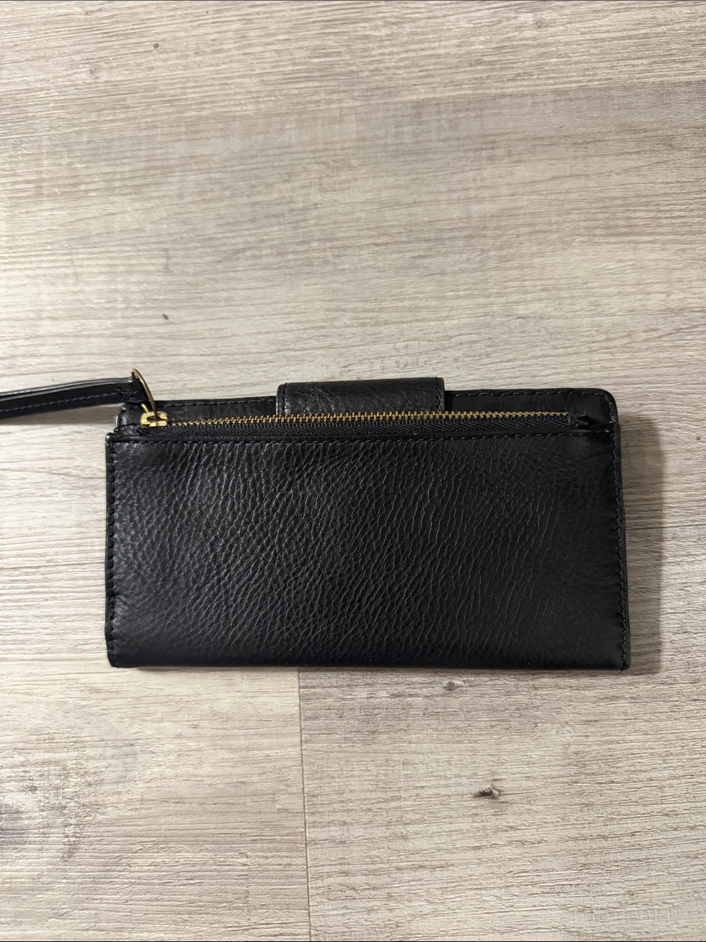 Women’s black fossil wallet 🖤 - Picture 3 of 5